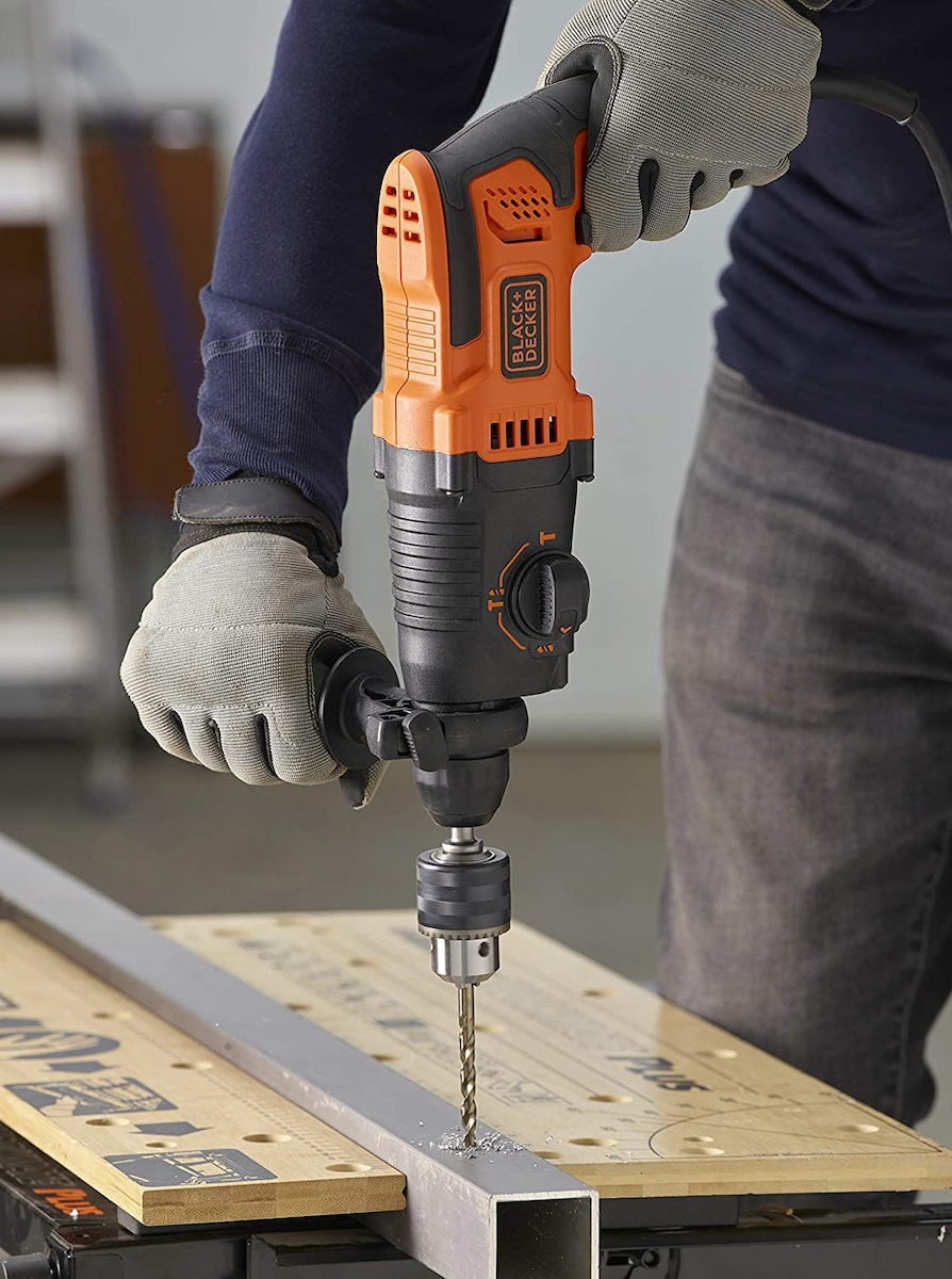 pistoleto-black-decker-tools-station