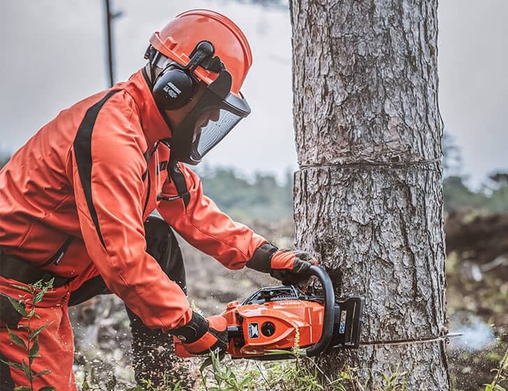 CS-4310SX_chainsaw_box2__block_text_image